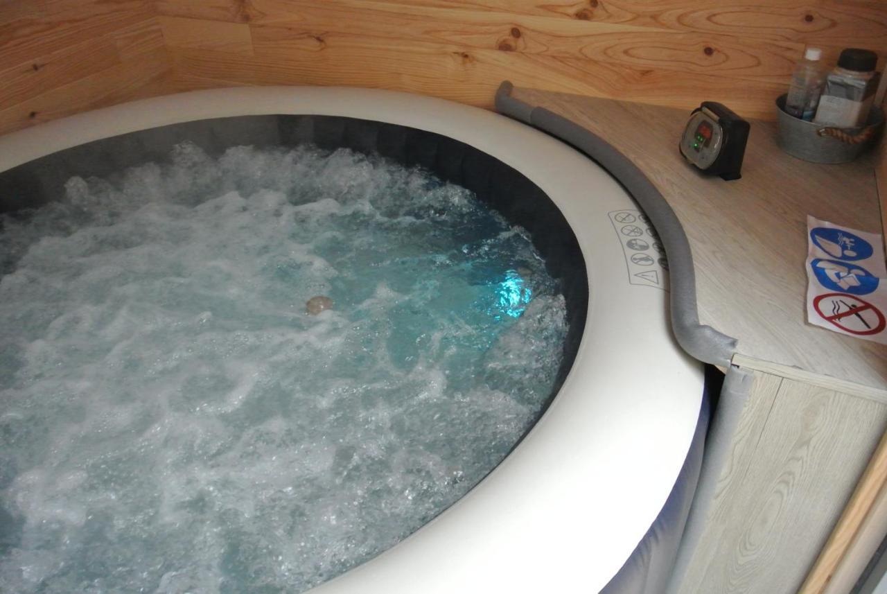Gite Du Serre De Boudre Climatise, Spa Permanent Buisson Dış mekan fotoğraf