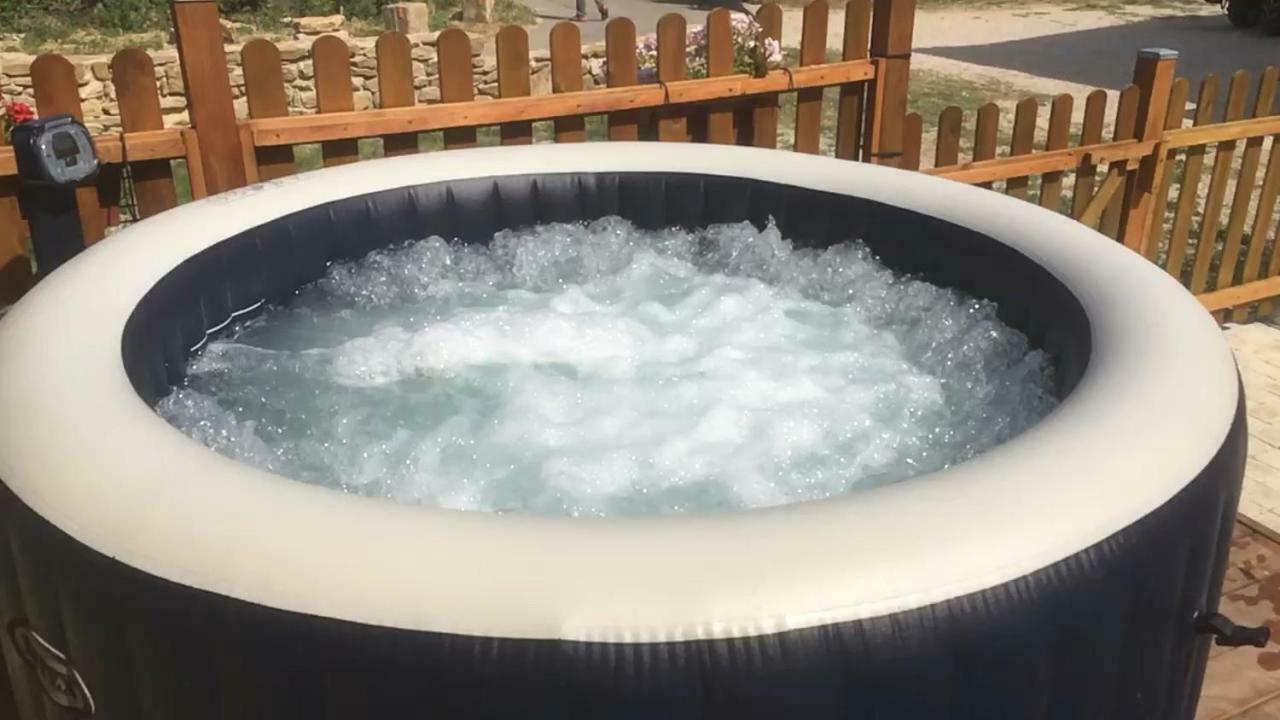 Gite Du Serre De Boudre Climatise, Spa Permanent Buisson Dış mekan fotoğraf